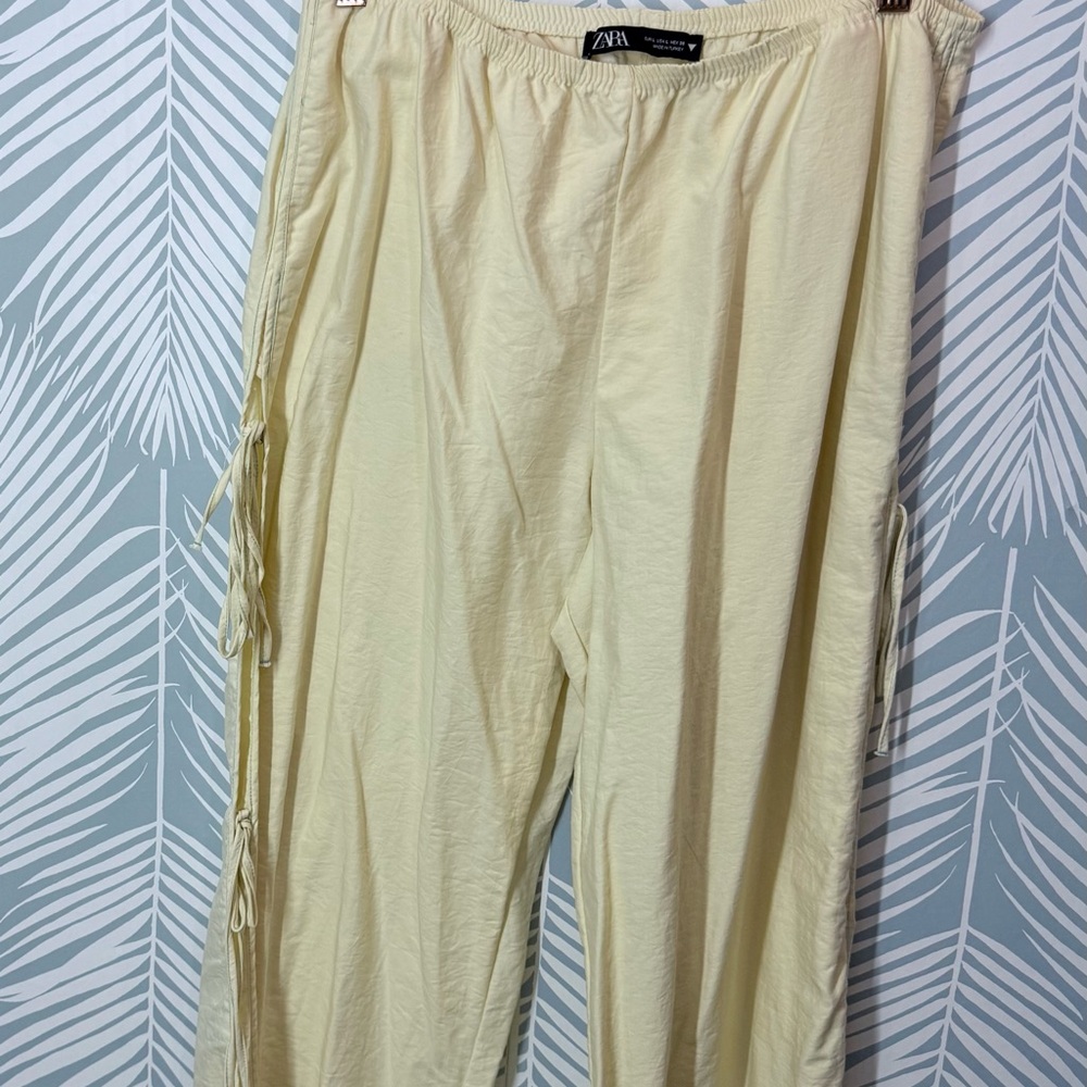 Zara butter Cream parachute Pants